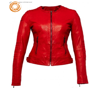 veste en cuir rouge